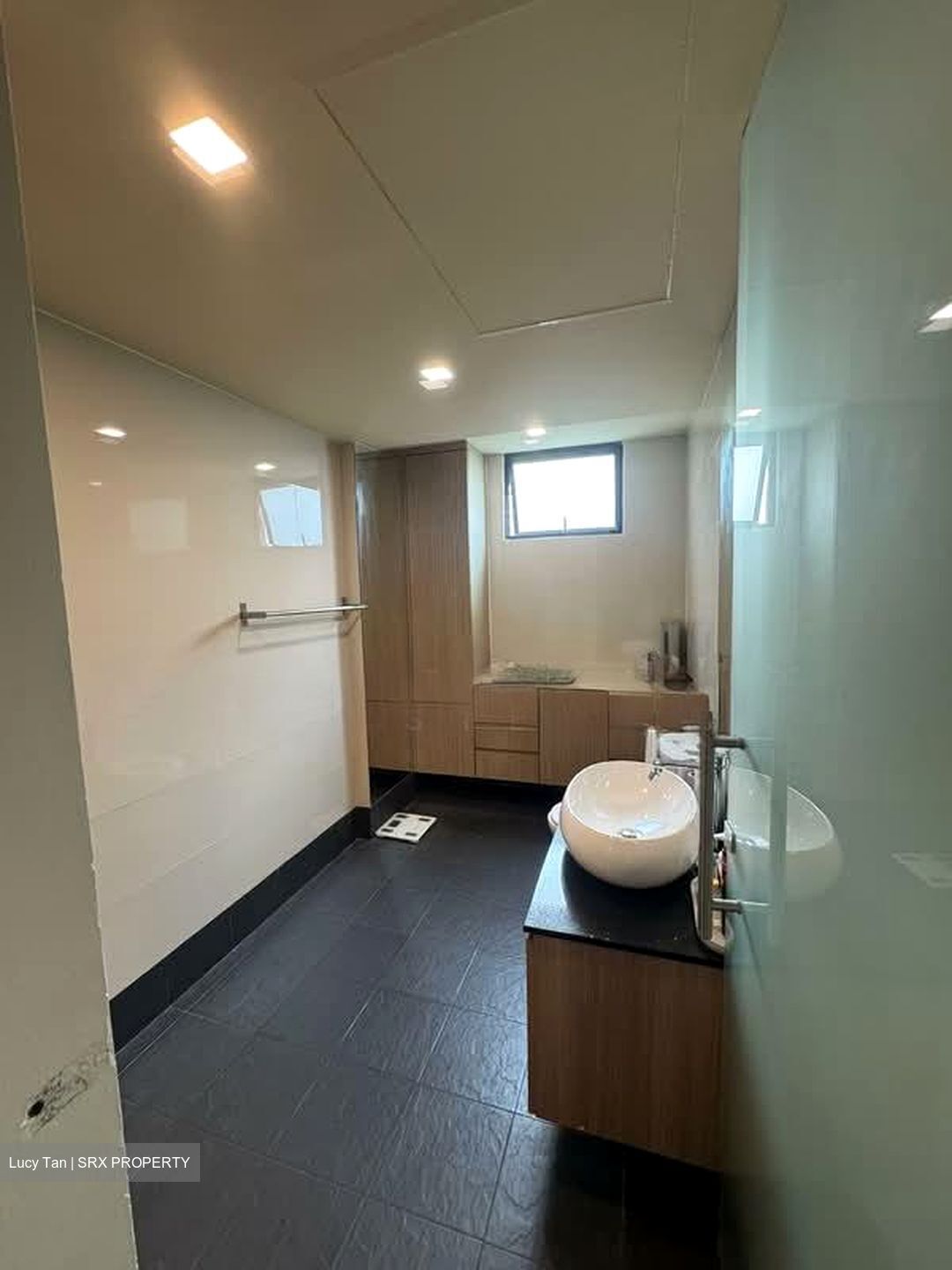 Simei Green Condominium (D18), Condominium #578580261